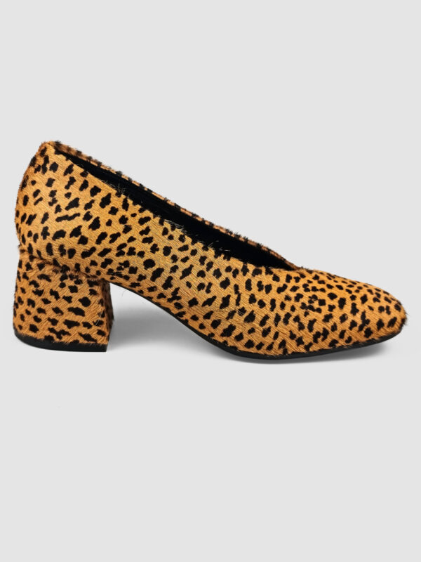 Décolleté cavallino toffee