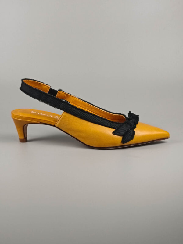 Chanel nappa glove ocra